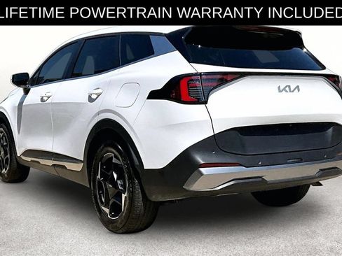 Used 2026 Kia Sportage EX FWD image 13