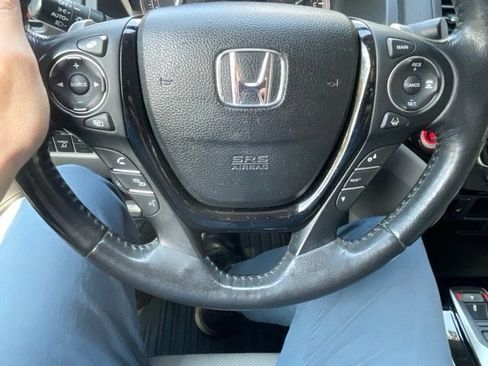 Used 2020 Honda Ridgeline RTL-E image 16