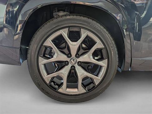 New 2026 Lexus TX 500h AWD image 9
