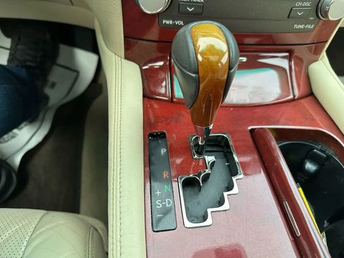 Used 2012 Lexus LS 460 AWD image 41