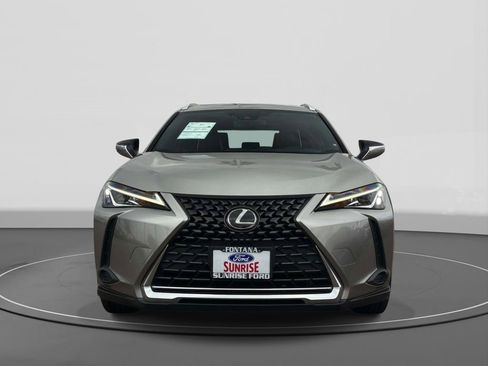 Used 2019 Lexus UX 200 w/ Premium Package FWD image 3