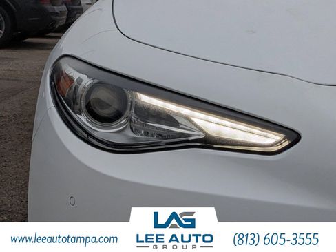 Used 2018 Alfa Romeo Giulia image 9