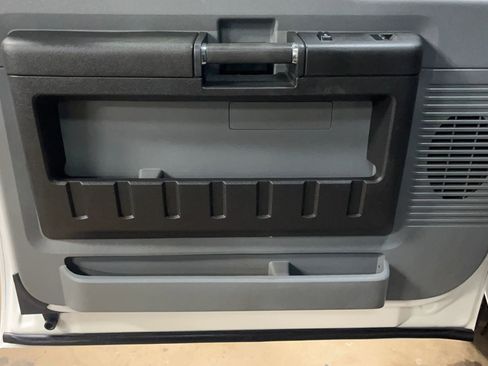 Used 2016 Ford F250 XL w/ Power Equipment Group image 20