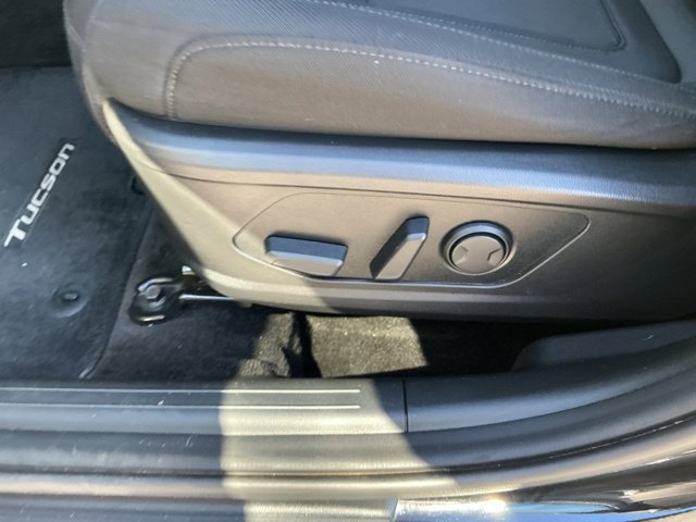 Certified 2022 Hyundai Tucson SEL AWD/4WD image 15