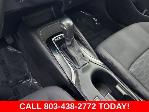 Used 2025 Toyota Corolla SE FWD image 25