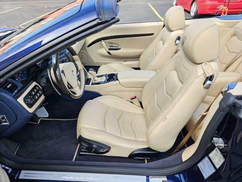 Used 2015 Maserati GranTurismo Convertible RWD image 10