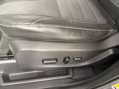 Used 2013 Ford Escape Titanium FWD image 14