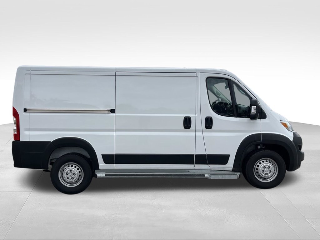 Used 2025 RAM ProMaster 2500 w/ U-Haul Equipment Group FWD image 6