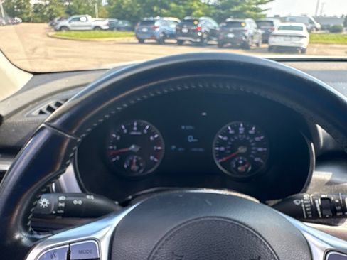 Used 2020 Kia Telluride LX FWD image 8
