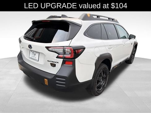Used 2025 Subaru Outback Wilderness AWD/4WD image 8