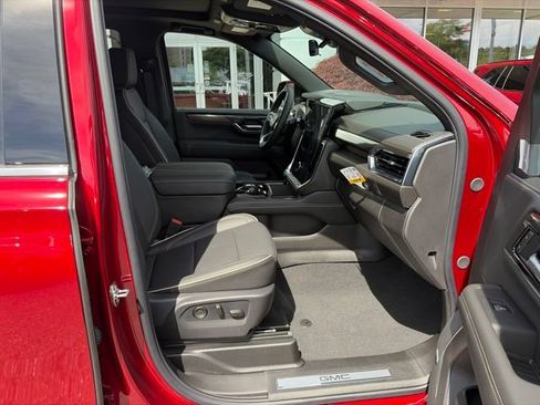 New 2026 GMC Yukon Elevation w/ Elevation Premium Package AWD/4WD image 15