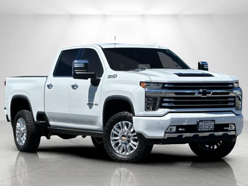 Used 2021 Chevrolet Silverado 3500 High Country w/ Z71 Off-Road Package AWD/4WD image 1