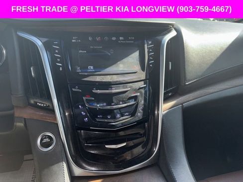 Used 2019 Cadillac Escalade Premium Luxury RWD image 16