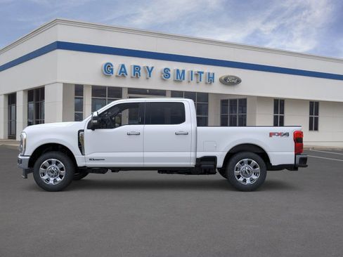 New 2026 Ford F250 Lariat w/ Lariat Premium Package image 3