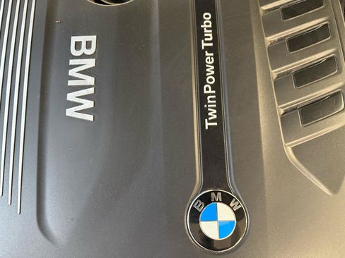 Used 2019 BMW 540i xDrive AWD/4WD image 26