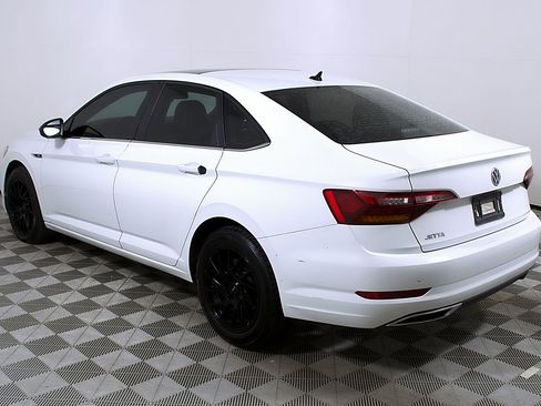 Used 2019 Volkswagen Jetta R-Line image 9