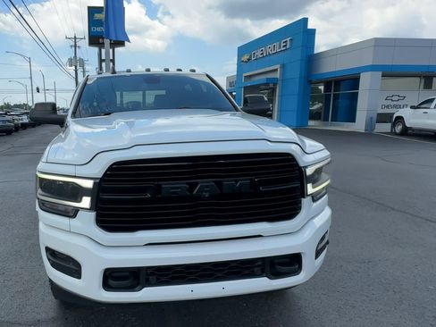 Used 2020 RAM 2500 Laramie AWD/4WD image 3