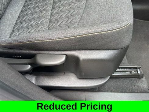 Used 2022 Chevrolet Equinox LT image 44