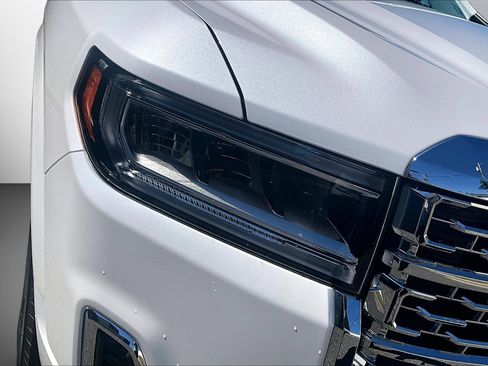 Used 2023 GMC Acadia Denali AWD/4WD image 28