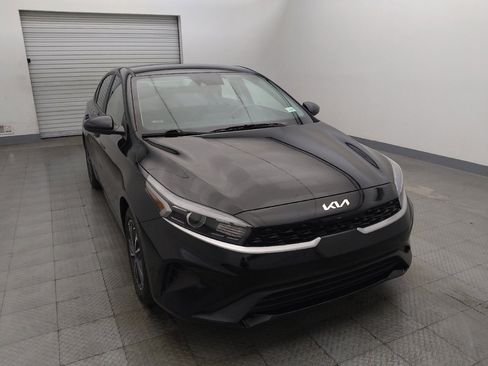 Used 2024 Kia Forte LXS FWD image 14