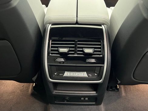 New 2026 BMW X5 xDrive50e AWD/4WD image 9