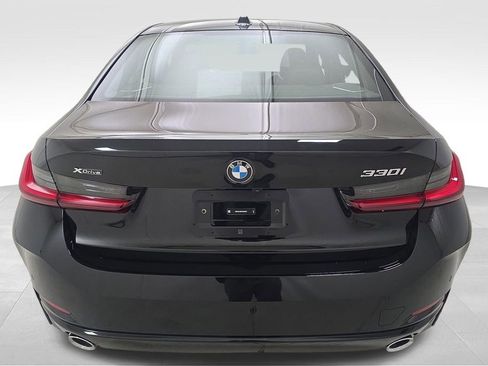 New 2026 BMW 330i xDrive Sedan w/ Convenience Package AWD/4WD image 8
