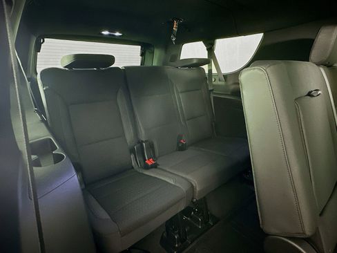 New 2026 Chevrolet Suburban LS AWD/4WD image 27