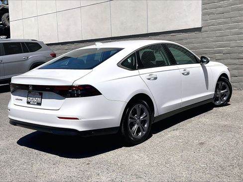 Used 2023 Honda Accord EX image 13