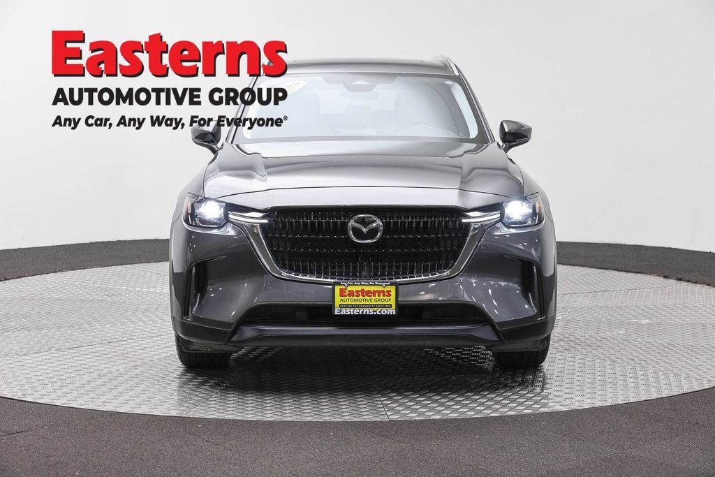 Used 2024 MAZDA CX-90 Plug-In Hybrid w/ Preferred AWD/4WD image 4