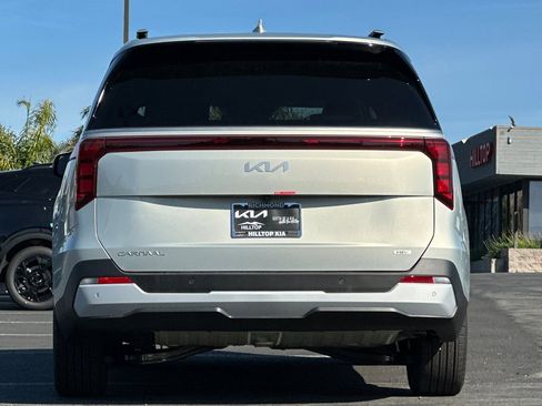New 2026 Kia Carnival EX image 5