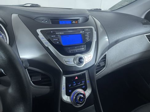 Used 2012 Hyundai Elantra GLS w/ Preferred Pkg 3 FWD image 19