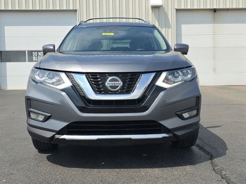 Used 2020 Nissan Rogue SL w/ Premium Package AWD/4WD image 2
