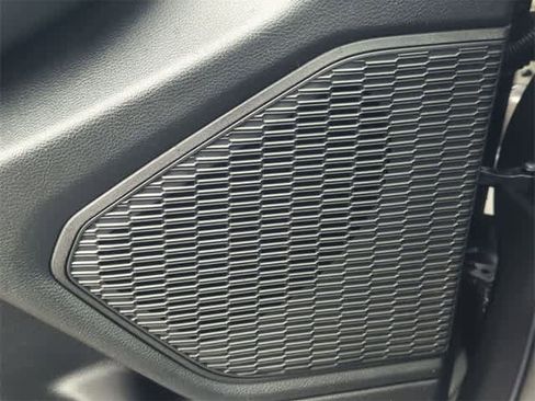 New 2025 Jeep Grand Cherokee Altitude image 30