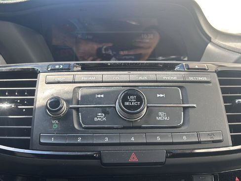 Used 2017 Honda Accord Sport Special Edition image 16