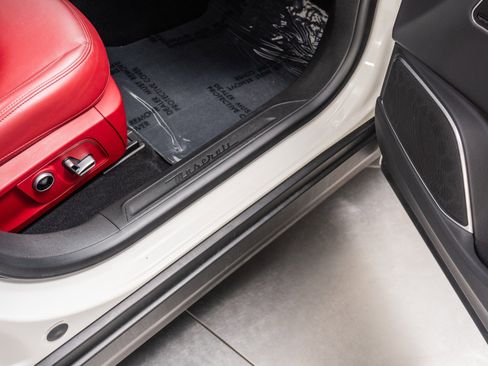 Used 2022 Maserati Levante Modena image 31