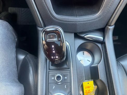 Used 2020 Cadillac XT5 Premium Luxury FWD image 30