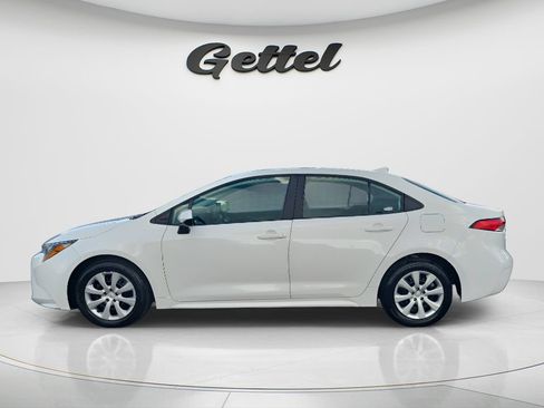 Used 2024 Toyota Corolla LE FWD image 8