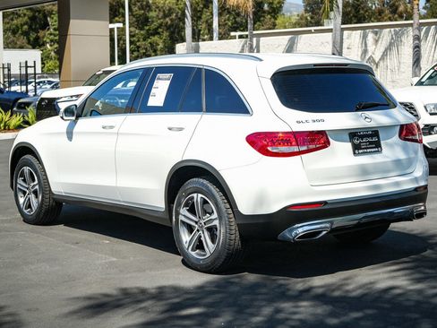 Used 2019 Mercedes-Benz GLC 300 image 4