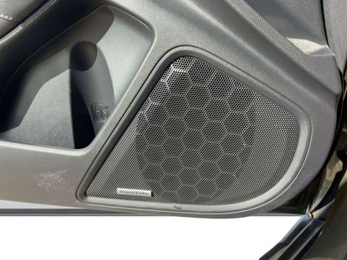 Used 2021 Subaru Outback Limited image 30