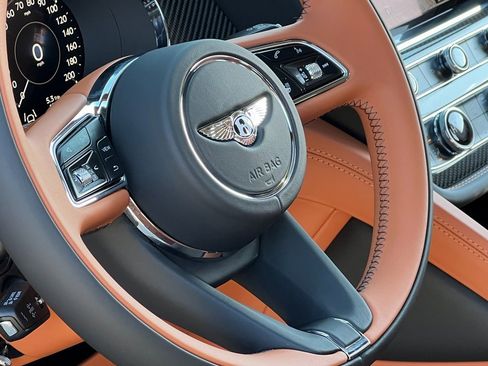 Certified 2025 Bentley Bentayga image 56