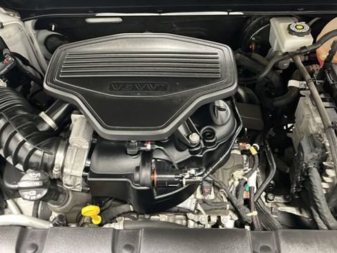 Used 2019 Chevrolet Blazer RS AWD/4WD image 27
