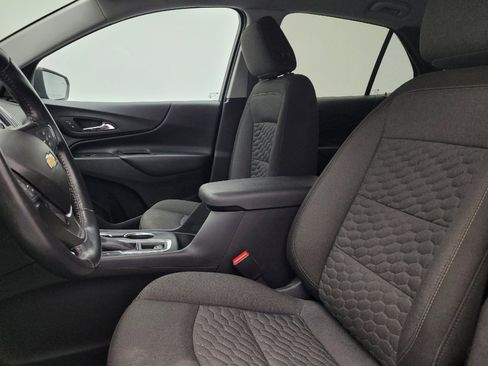 Used 2020 Chevrolet Equinox LT image 17