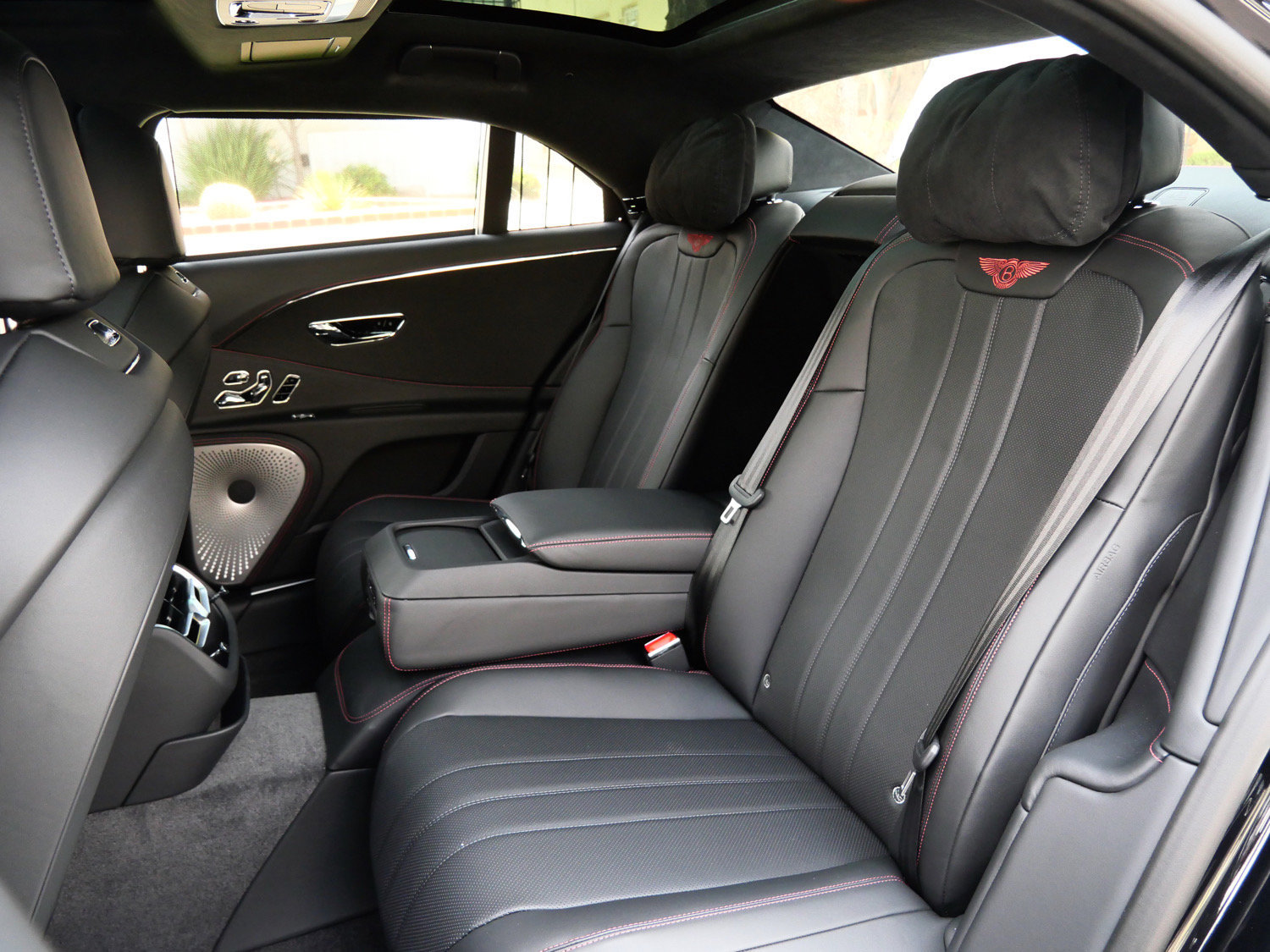 New 2026 Bentley Flying Spur V8 AWD/4WD image 23