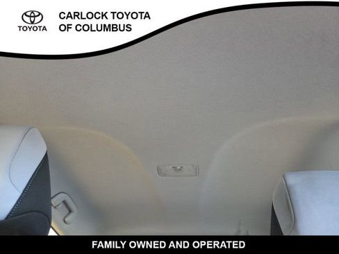 Used 2020 Toyota Prius LE AWD/4WD image 13