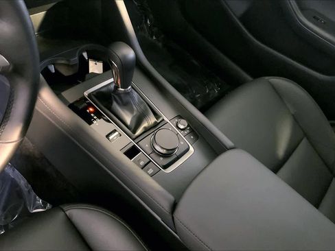 Used 2023 MAZDA MAZDA3 s FWD image 17