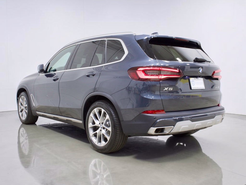 Used 2022 BMW X5 xDrive40i w/ Premium Package AWD/4WD image 12