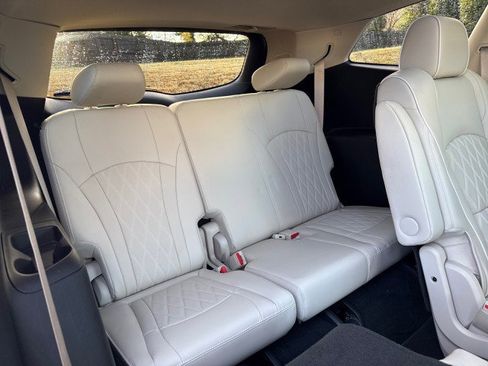 Used 2022 Buick Enclave Avenir image 44