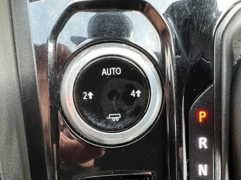 Used 2023 Chevrolet Colorado LT w/ LT Convenience Package II AWD/4WD image 29