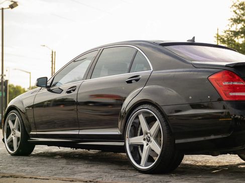 Used 2011 Mercedes-Benz S 63 AMG w/ AMG Performance Pkg image 17