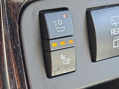 Used 2017 Chevrolet Traverse Premier w/ LPO, 'HIT The Road' Package image 23